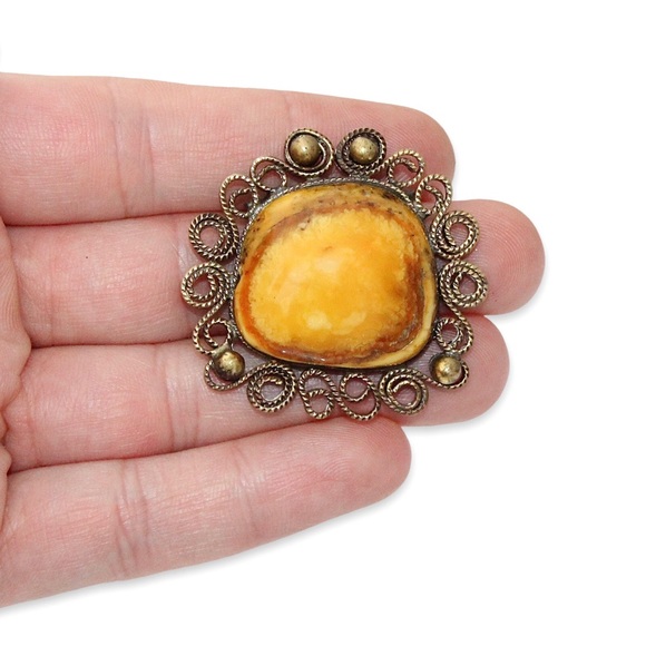 Antique Genuine Baltic Amber Brass Brooch Pin Butterscotch / Egg Yolk Yellow - Picture 5 of 5